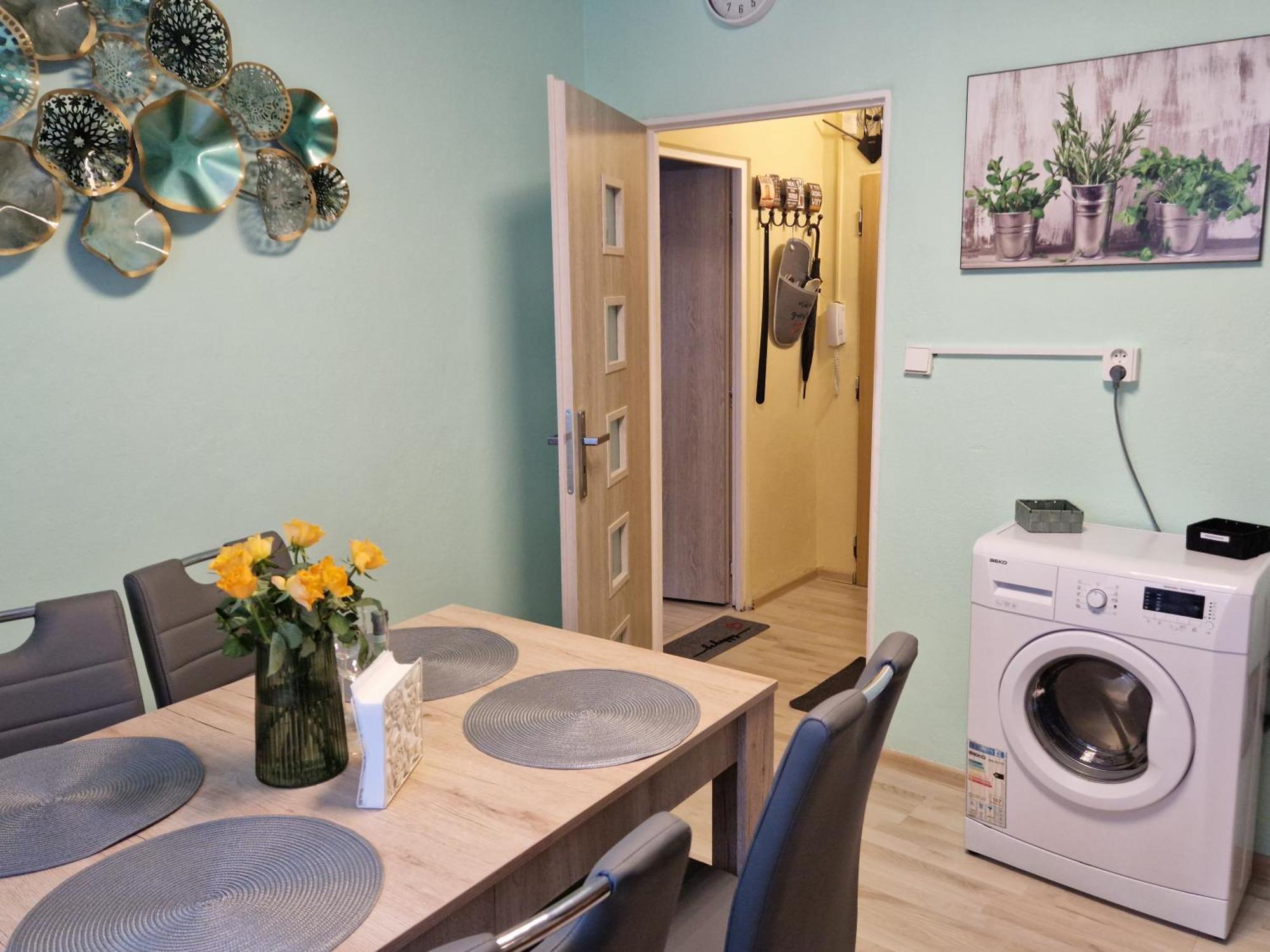Veludo Apartments Centrum Free Parking Banska Bystrica Bagian luar foto