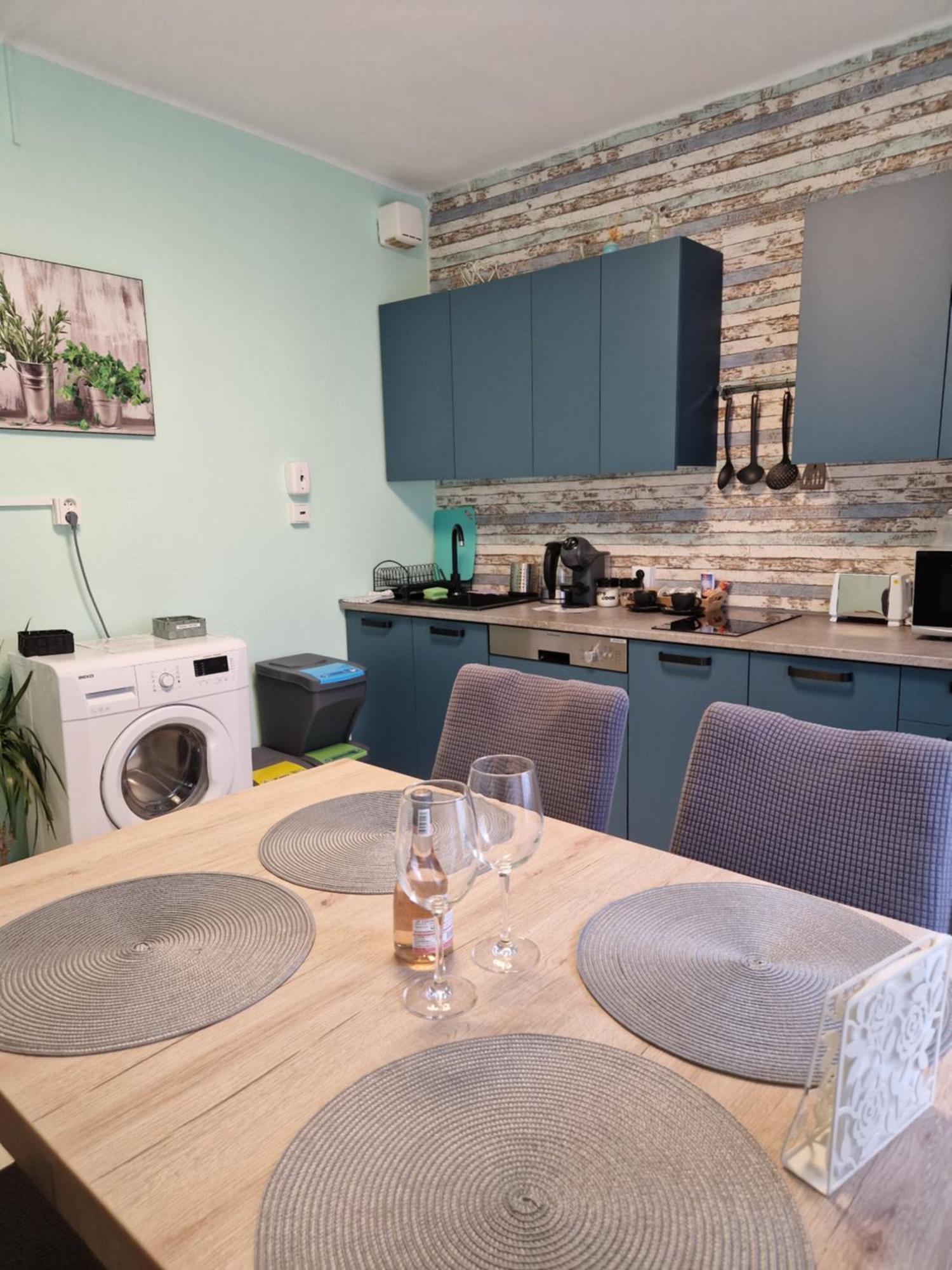 Veludo Apartments Centrum Free Parking Banska Bystrica Bagian luar foto